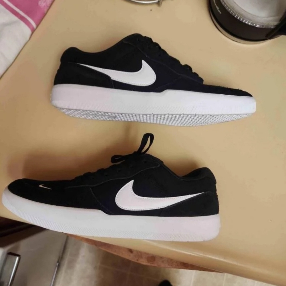 Nike sb force 58